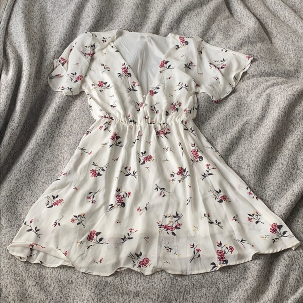 Gorgeous floral summer dress. Size XS